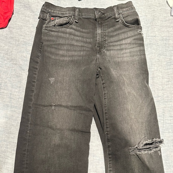 Like New Black Hudson Jeans. - Picture 3 of 7
